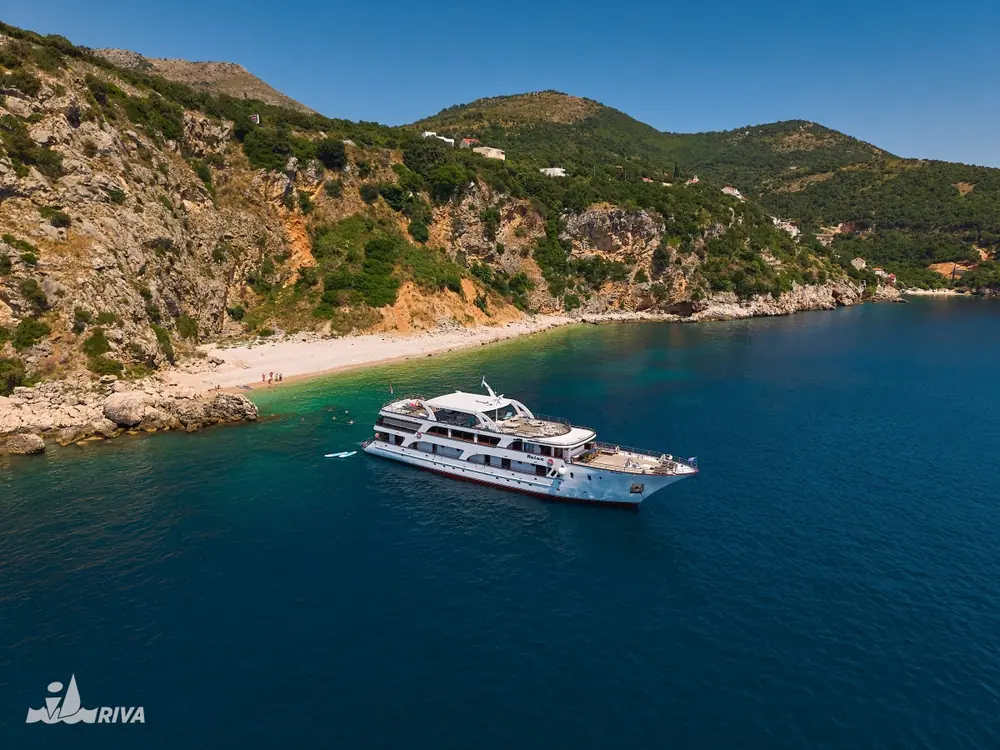 MY Relax – Motoryacht in Kroatien